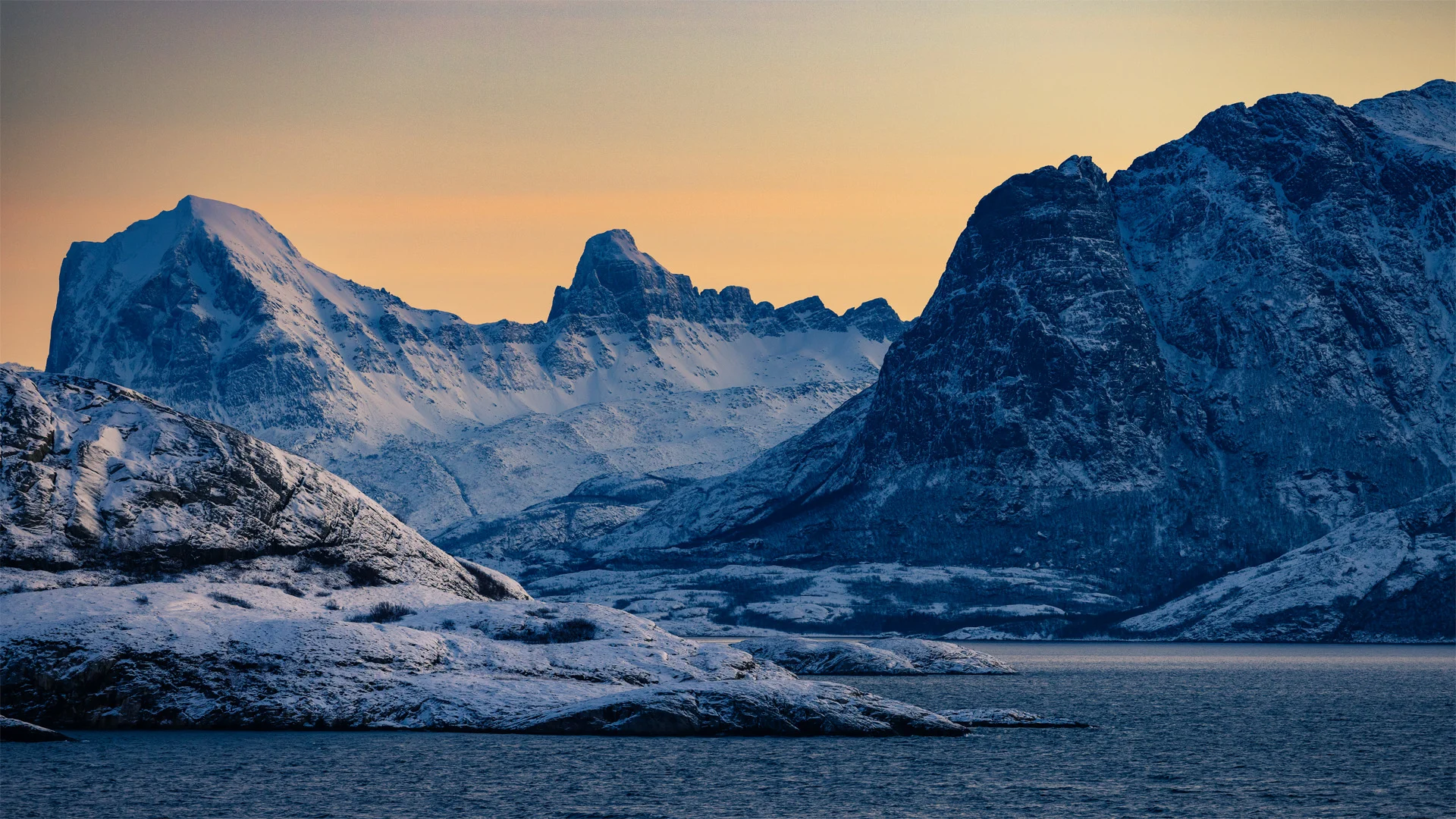 snowy-mountains